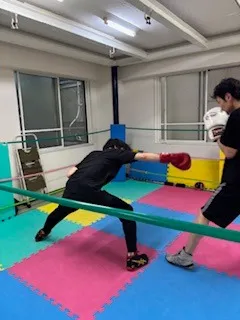 前重心で前のめり！